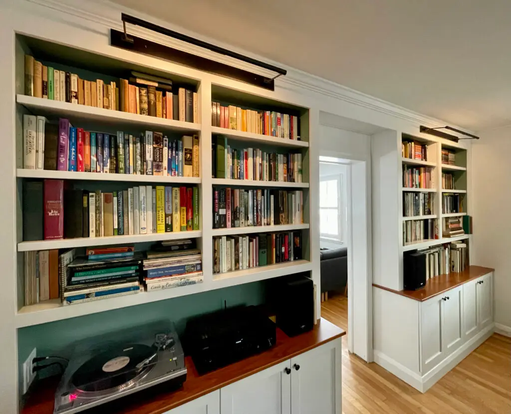 Maryland built in bookshelves