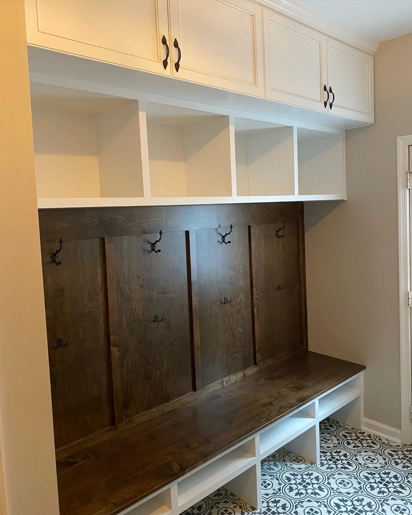Custom mudroom Marriotsville